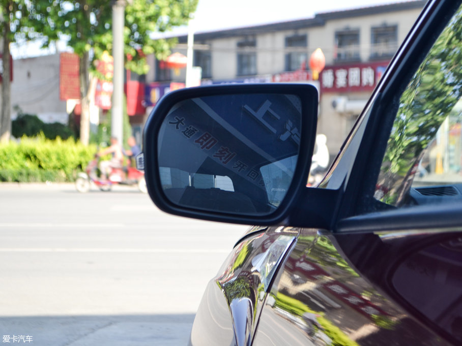 2017ͨMAXUS T60 2.8T քߵױPӢ͘ˎ  V