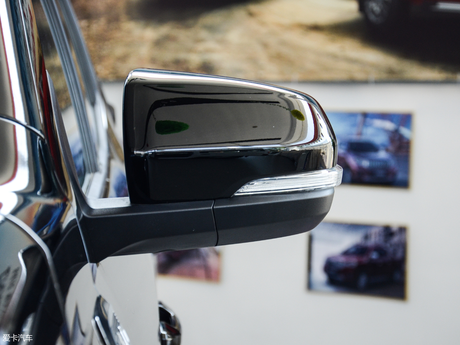 2017ͨMAXUS T60 2.8T ԄߵױPӢL  V