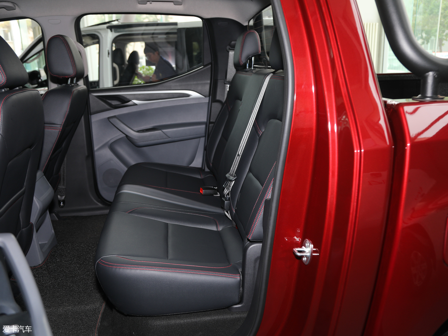 2017ͨMAXUS T60 2.0T ԄӃߵױP͘ˎ 