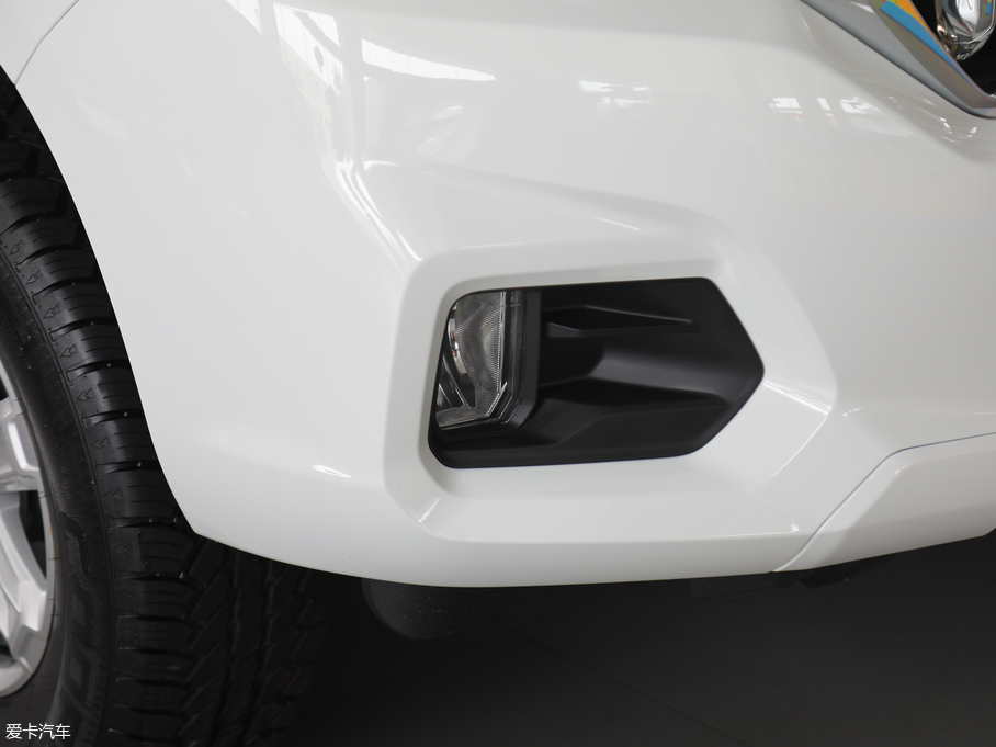 2017ͨMAXUS T60 2.0T Ԅ(q)ߵױPӢ͘ˎ 