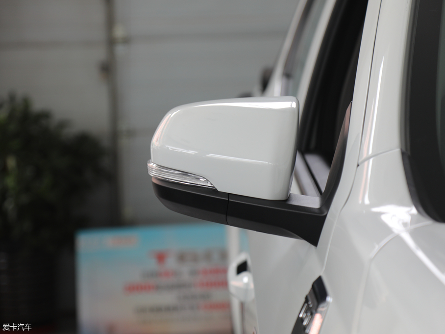 2017ͨMAXUS T60 2.0T ԄߵױPӢ͘ˎ 