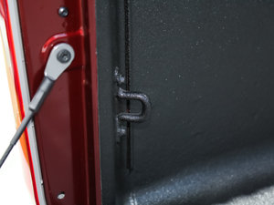 2017款2.8T 自动四驱高底盘旗舰型标厢 柴油 国V 细节外观