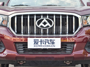 2017款2.8T 手动四驱高底盘精英型标厢 柴油 国V 中网