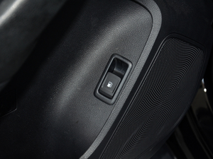 20172.8T ԄߵױPӢL  V п؅^