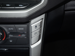 20172.8T ԄߵױPӢL  V п؅^