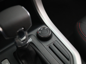 20172.0T ԄߵױPӢ͘ˎ  п؅^