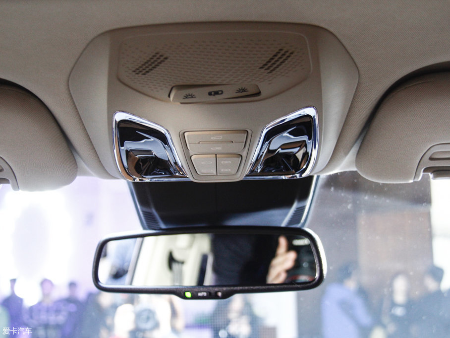 2017��������ͨMAXUS D90 2.0T �Ԅ���� ȫ���