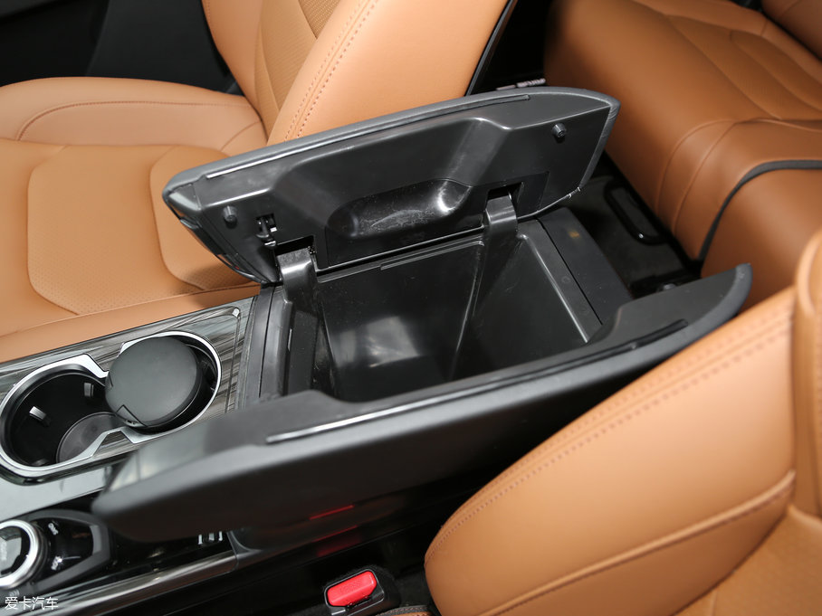 2017��������ͨMAXUS D90 2.0T �Ԅ���� ���O��