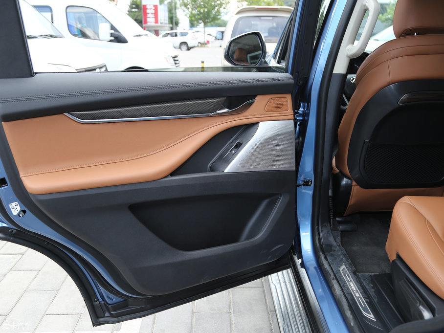 2017��������ͨMAXUS D90 2.0T �Ԅ���� ���O��