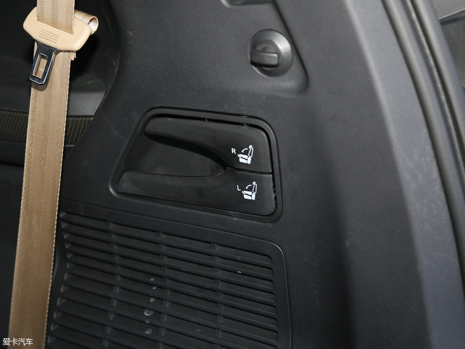 2017��������ͨMAXUS D90 2.0T �Ԅ���� ���O��