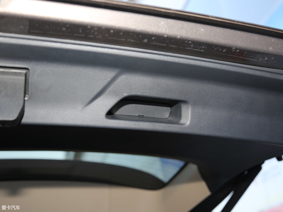 2017��������ͨMAXUS D90 2.0T �Ԅ�(d��ng)���(q��) ���O��