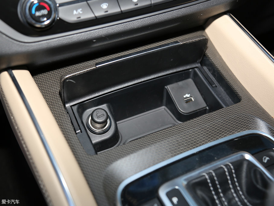 2017��������ͨMAXUS D90 2.0T �Ԅ����(q��) ���O��