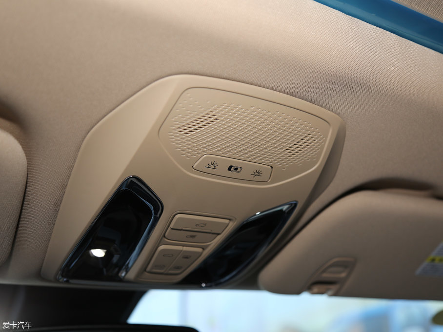 2017��������ͨMAXUS D90 2.0T �Ԅ���� ���O��