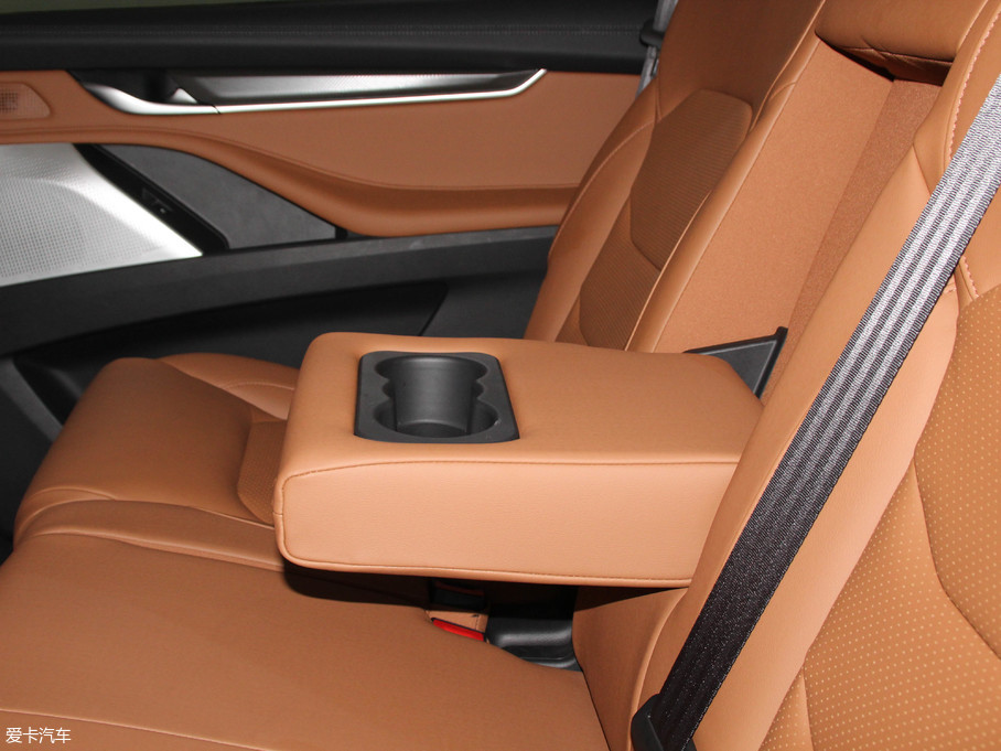 2017��������ͨMAXUS D90 2.0T �ԄӺ�� ������