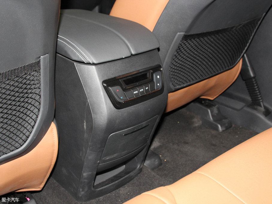 2017��������ͨMAXUS D90 2.0T �ԄӺ�� ������