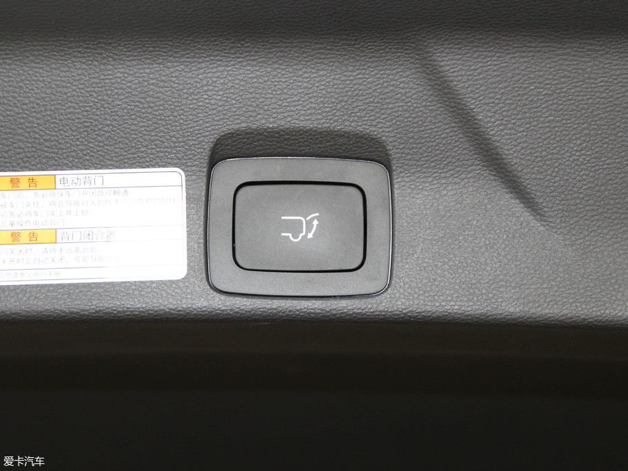 2017��������ͨMAXUS D90 2.0T �ԄӺ�� ������