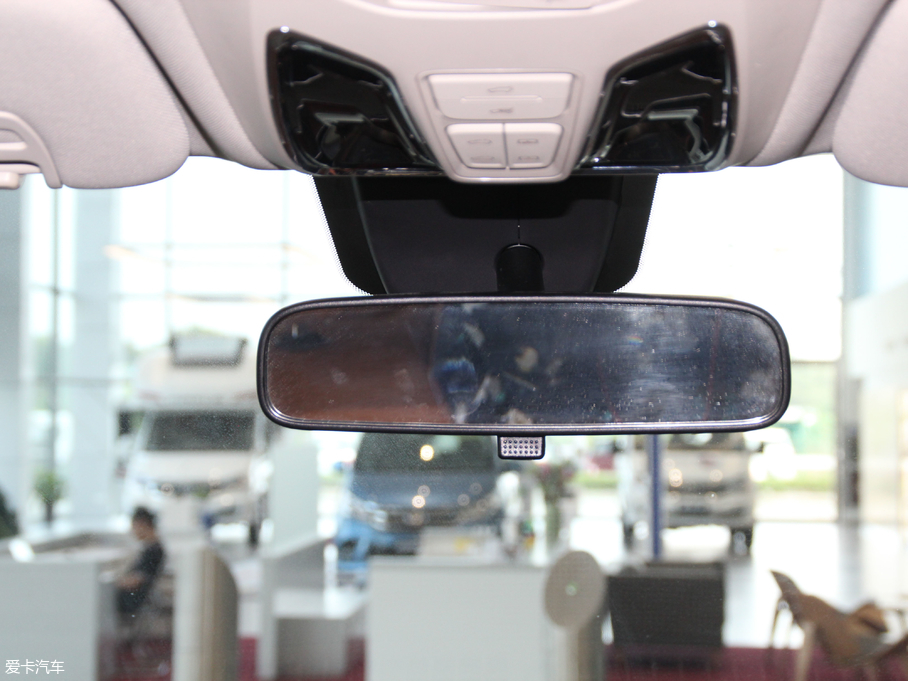 2017��������ͨMAXUS D90 2.0T �ԄӺ��(q��) ������