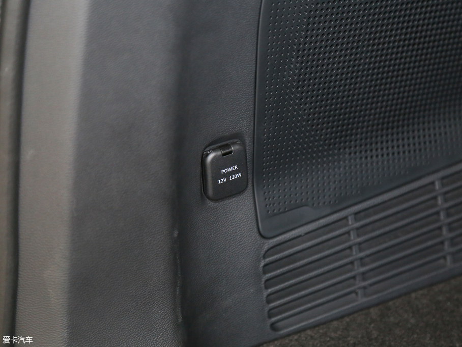 2017��������ͨMAXUS D90 2.0T �Ԅ����(q��) ������