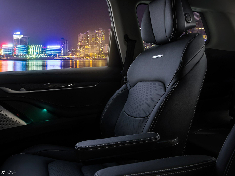 2017��������ͨMAXUS D90 2.0T �Ԅ�(d��ng)���(q��) ȫ���