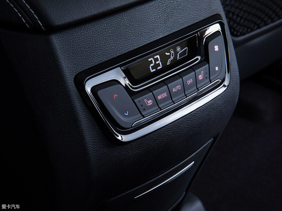 2017��������ͨMAXUS D90 2.0T �Ԅ�(d��ng)���(q��) ȫ���