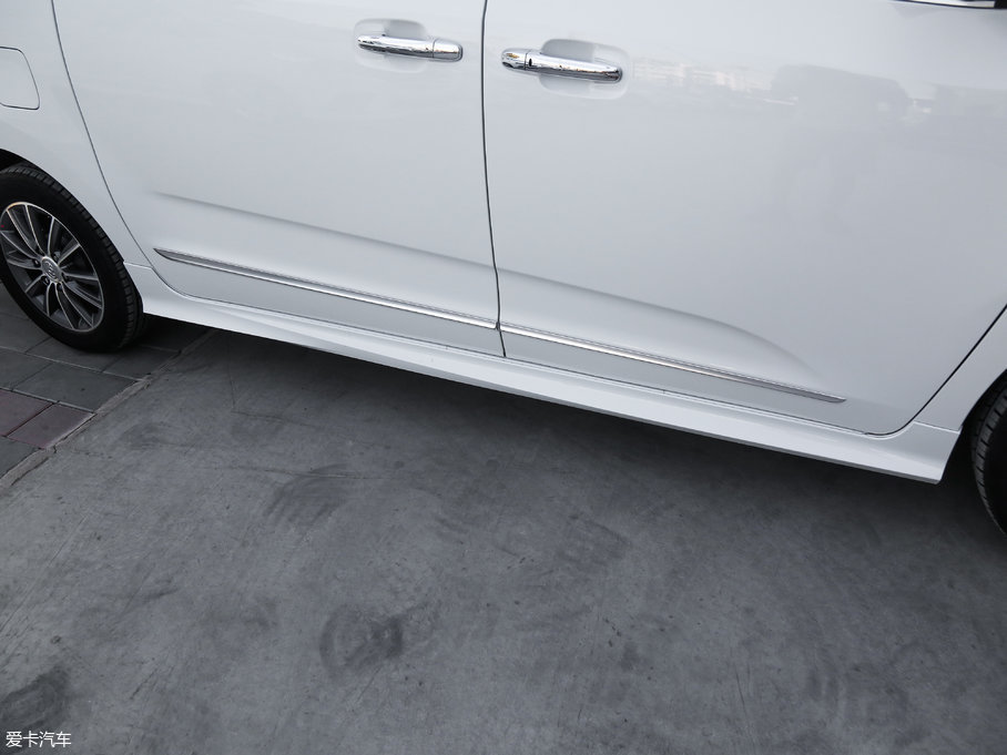 2018ͨMAXUS G10 PLUS 2.0T ԄŞ