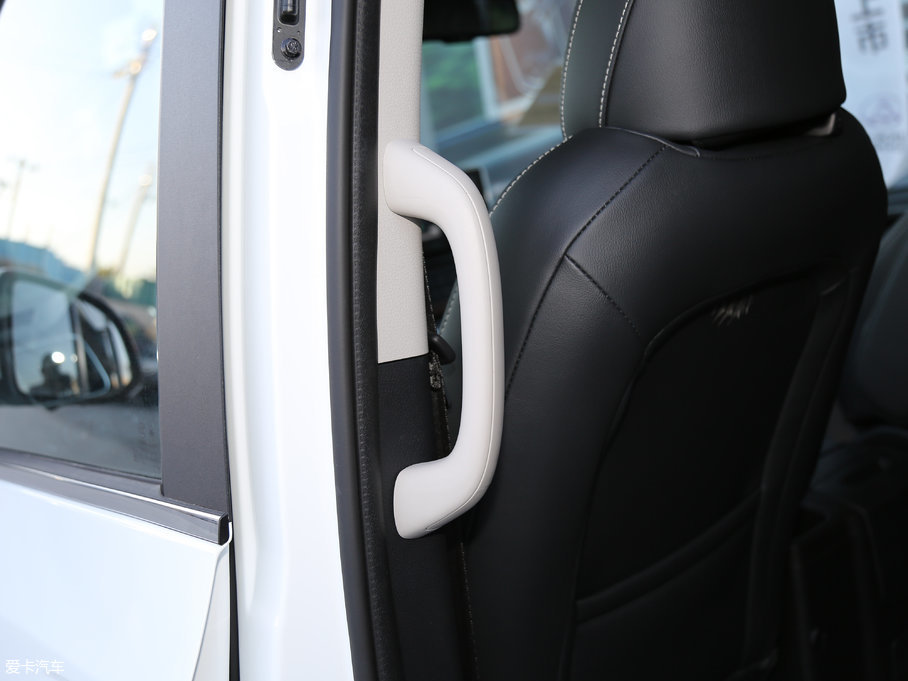 2018ͨMAXUS G10 PLUS 2.0T ԄŞ