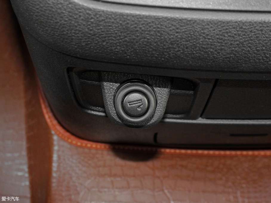 2018ͨMAXUS G10 PLUS 2.0T ԄŞ