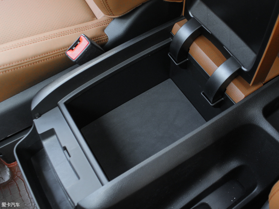 2018ͨMAXUS G10 PLUS 2.0T ԄŞ