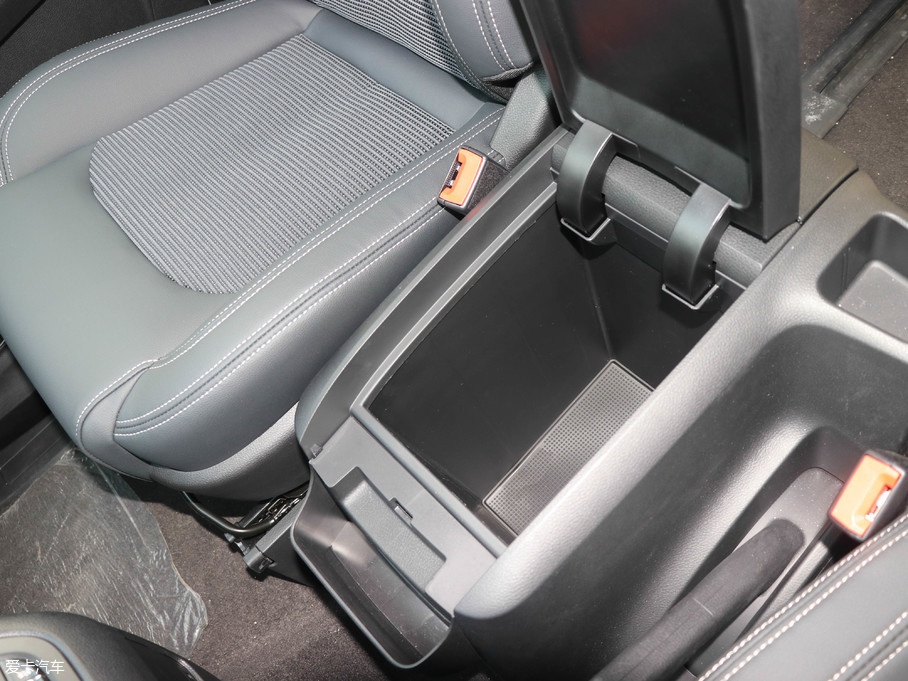 2018ͨMAXUS G10 PLUS 2.0T ԄӾӢ V