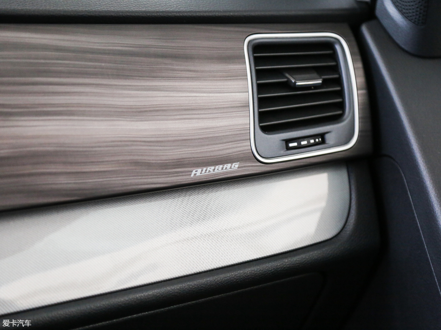 2018ͨMAXUS G10 PLUS 2.0T ԄӾӢ V