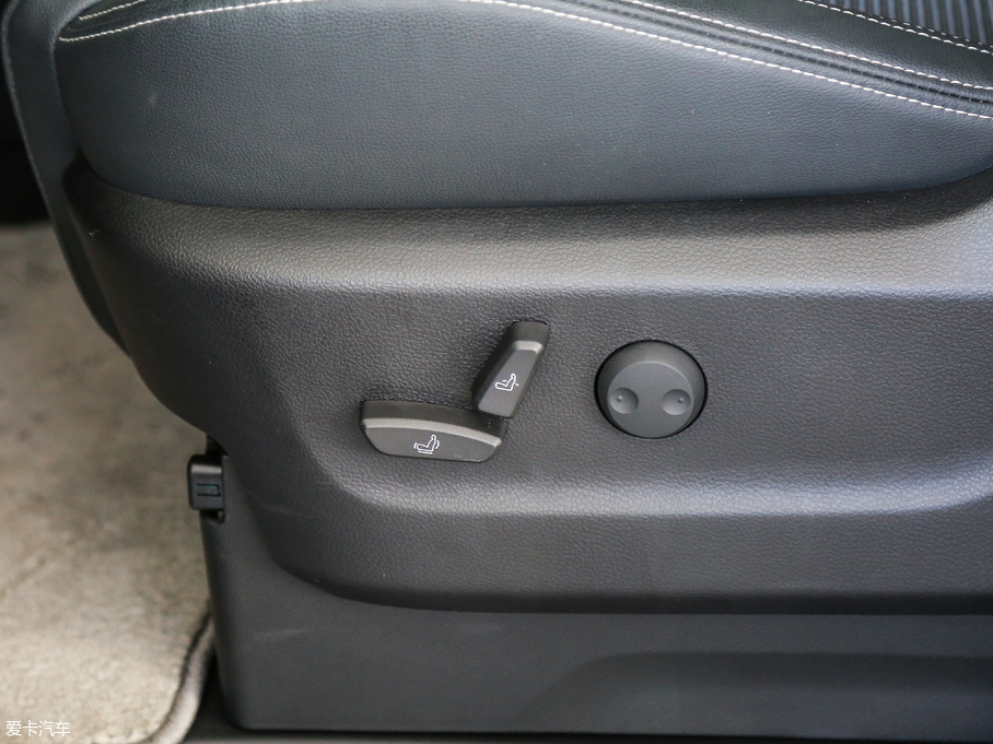 2018ͨMAXUS G10 PLUS 2.0T ԄӾӢ V