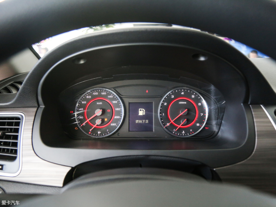 2018ͨMAXUS G10 PLUS 2.0T ԄӾӢ V