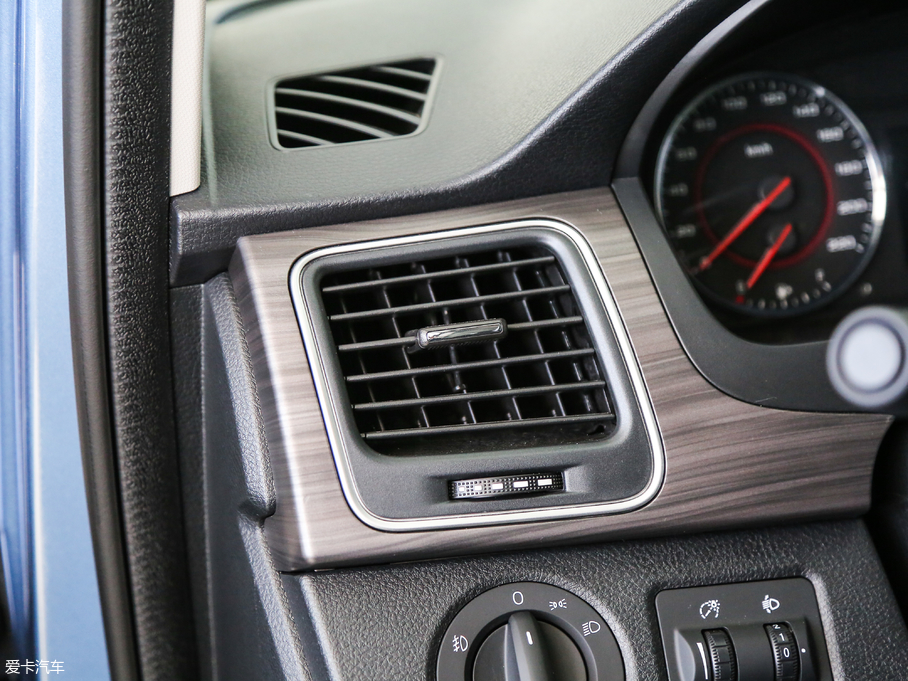 2018ͨMAXUS G10 PLUS 2.0T ԄӾӢ V