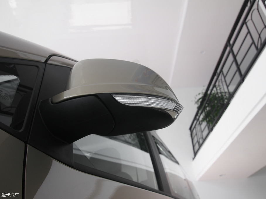 2018ͨMAXUS G10 PLUS 2.0T ԄӾӢ V