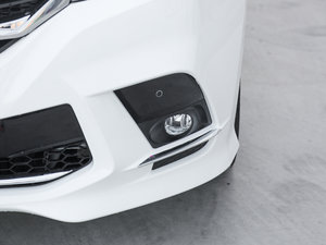 2018PLUS 2.0T ԄŞ ǰF