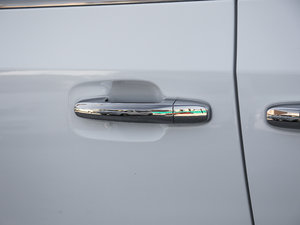 2018PLUS 2.0T ԄŞ ^