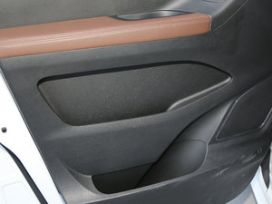 2018PLUS 2.0T ԄŞ g