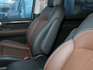 2018PLUS 2.0T ԄŞ g