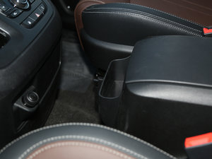 2018PLUS 2.0T ԄŞ g