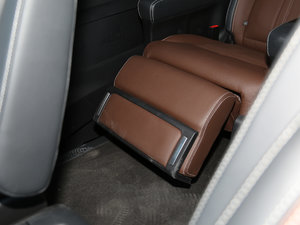 2018PLUS 2.0T ԄŞ g