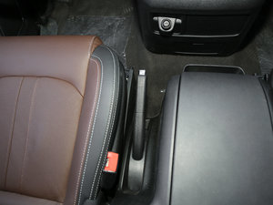 2018PLUS 2.0T ԄŞ {܇ƅ^	