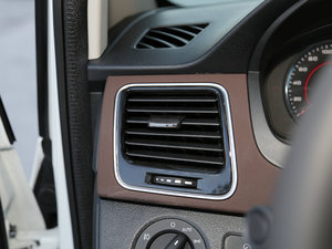 2018PLUS 2.0T ԄŞ п؅^