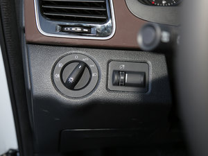 2018PLUS 2.0T ԄŞ п؅^