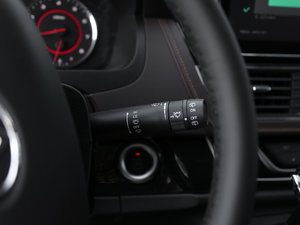 2018PLUS 2.0T ԄŞ п؅^