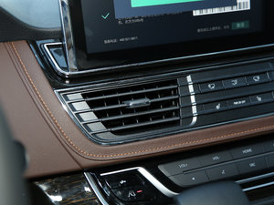 2018PLUS 2.0T ԄŞ п؅^