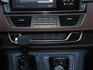 2018PLUS 2.0T ԄŞ п؅^