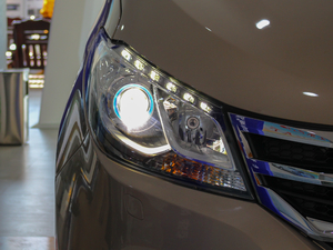 2018PLUS 2.0T Ԅ(dng)A (x)(ji)^