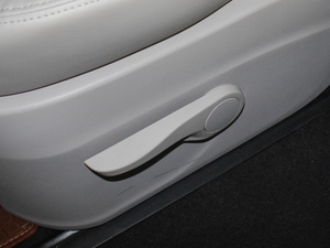 2018PLUS 2.0T ԄӺA g