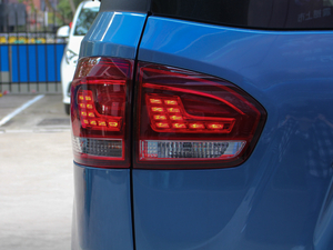 2018PLUS 2.0T ԄŞ ^