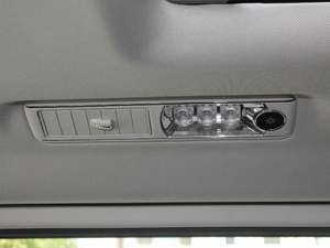 2018PLUS 2.0T ԄŞ g